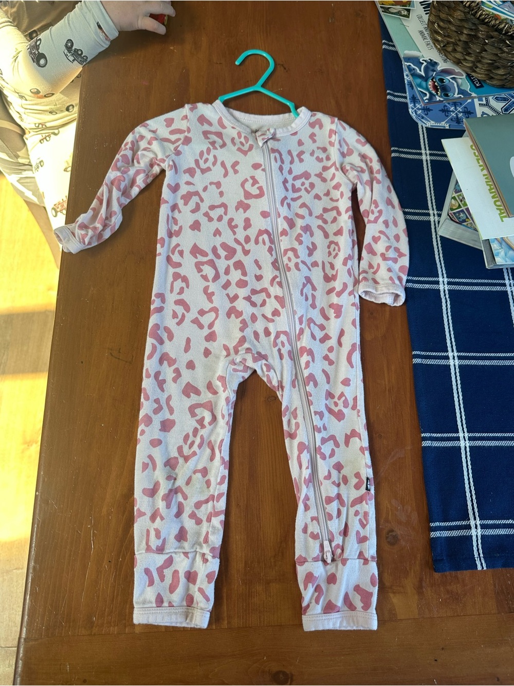 Kyte BABY Pink Leopard Zip One-Piece Footie